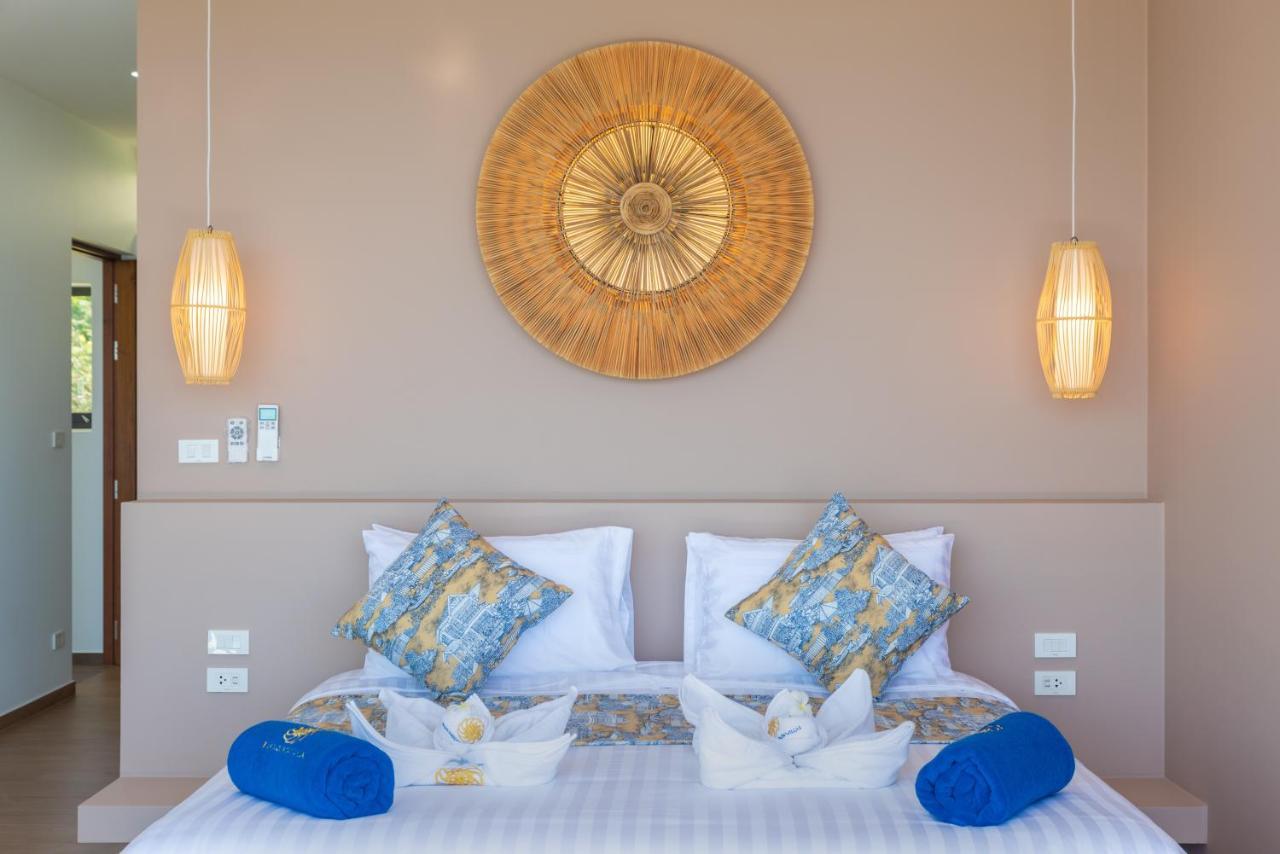Blue Tiger Luxury Pool 4 Bedrooms